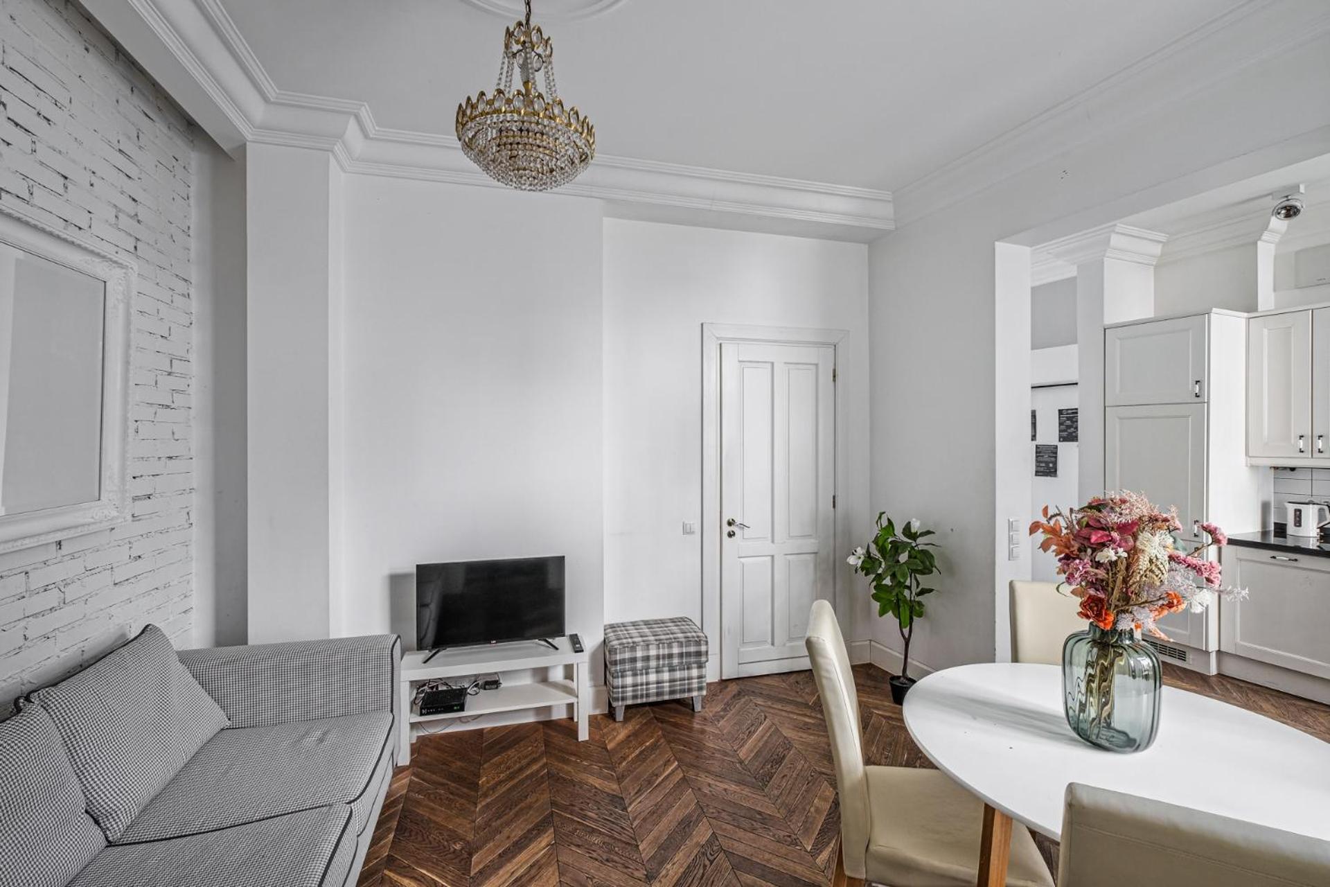 City Center - Cozy And Bright - Dobra 11 Варшава Экстерьер фото